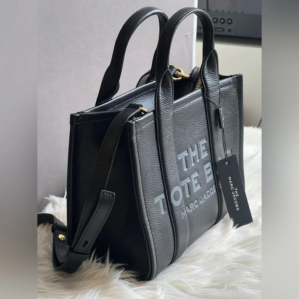 H009L01SP21 - Marc Jacobs The Leather Mini Tote Bag - Picture 2 of 16